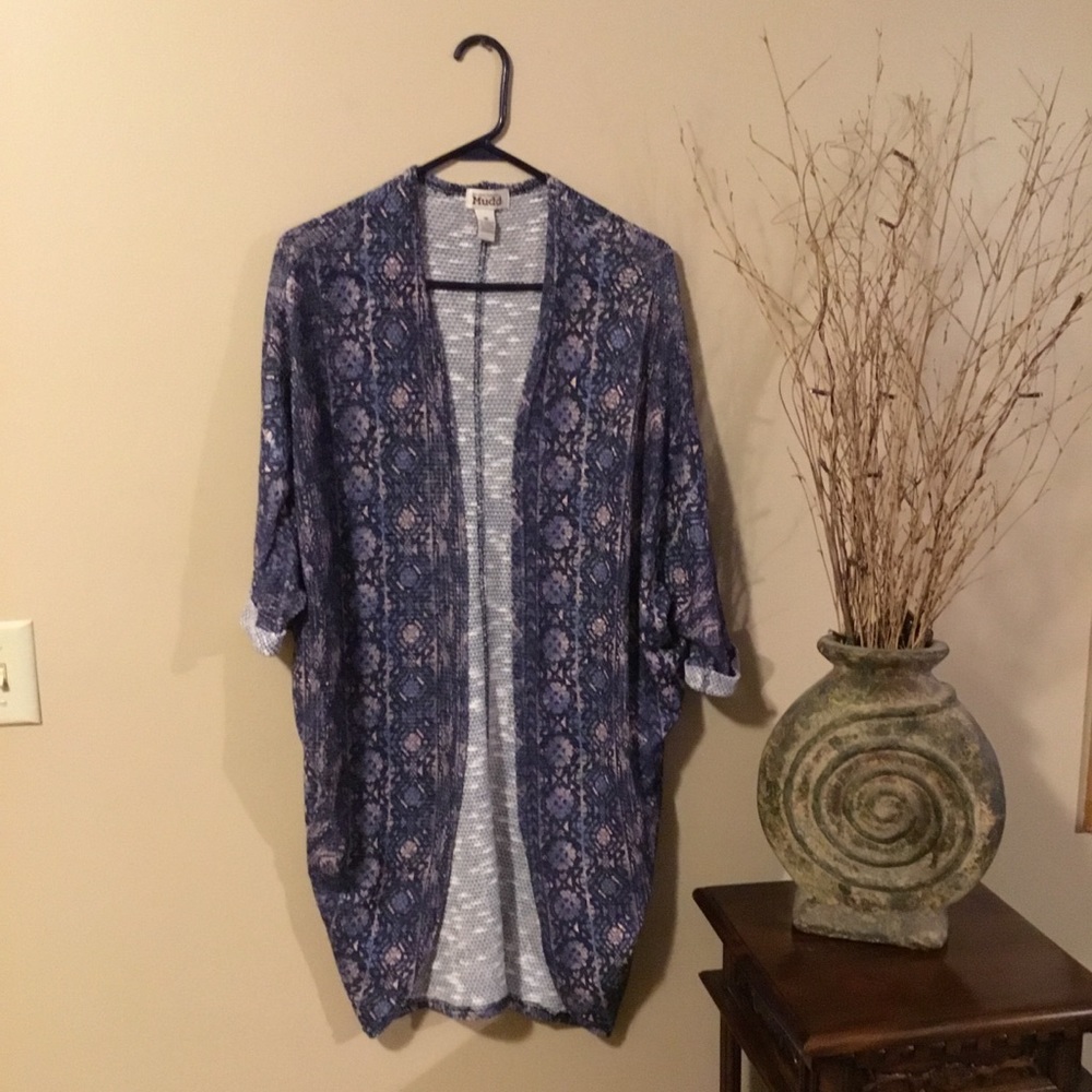 Mudd short sleeve cardigan with back seam